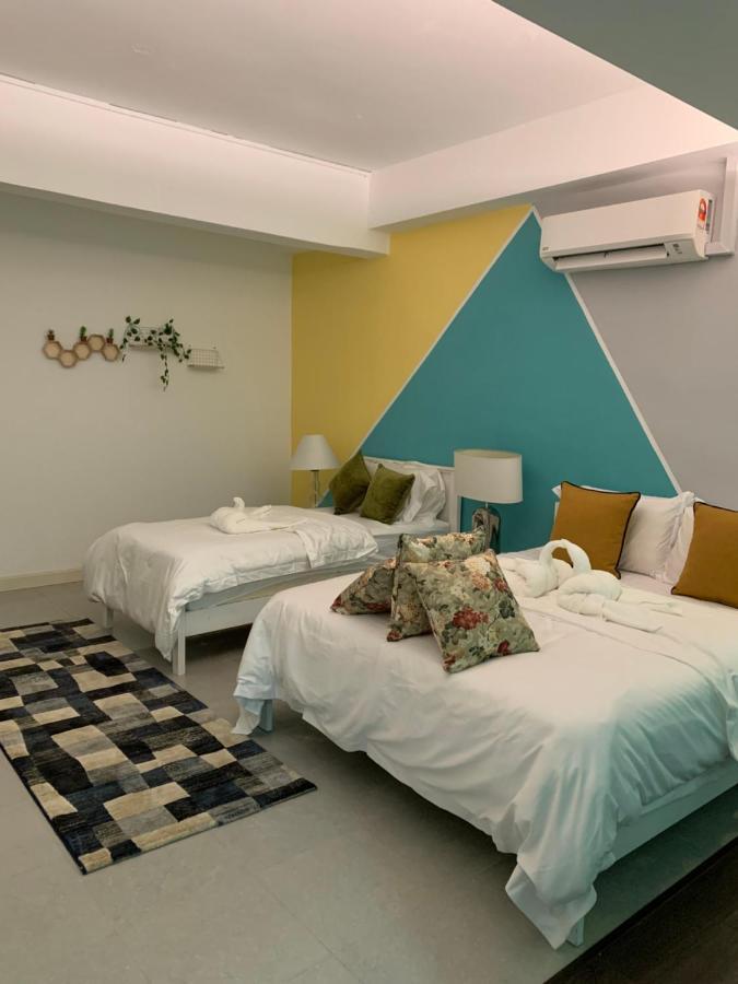 Mybed Homestay パダン・ブサール エクステリア 写真